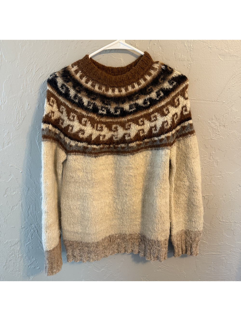 Artesano's Corner Vintage Hand Made 100% Alpaca Wool Nordic Sweater S Cottage